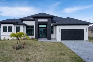 153 SE 21st St, Cape Coral, FL 33990 - Photo 1