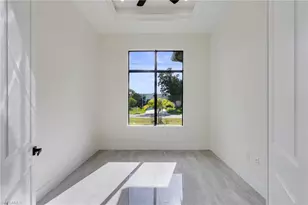 153 SE 21st St, Cape Coral, FL 33990 - Photo 5