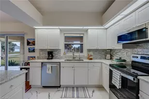 2013 NE 25th St, Cape Coral, FL 33909 - Photo 9