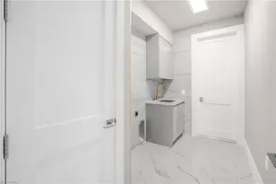 2100 SW 26th St, Cape Coral, FL 33914 - Photo 25