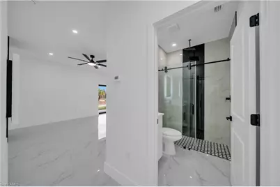 907 E 9th St, Lehigh Acres, FL 33972 - Photo 17