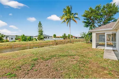 4664 Varsity Cir, Lehigh Acres, FL 33971 - Photo 31