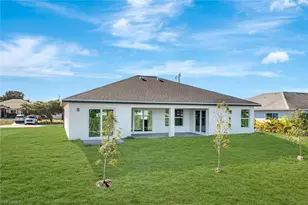 1729 NE 23rd St, Cape Coral, FL 33909 - Photo 3