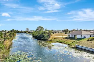 1729 NE 23rd St, Cape Coral, FL 33909 - Photo 5