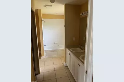 849 Ferndale Ave S, Lehigh Acres, FL 33974 - Photo 9