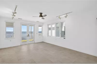 3402 W Riverside Dr, Fort Myers, FL 33901 - Photo 31