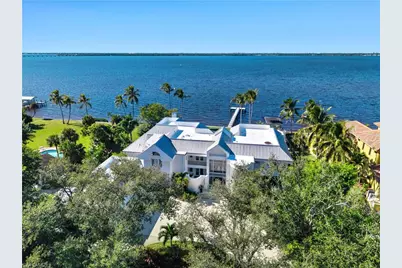 3402 W Riverside Dr, Fort Myers, FL 33901 - Photo 3