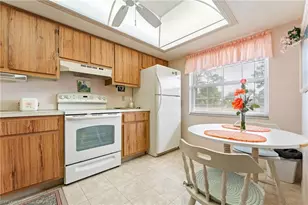 7086 Nantucket Cir, North Fort Myers, FL 33917 - Photo 3