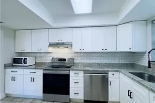 27111 Lavinka St, Bonita Springs, FL 34135 - Photo 5