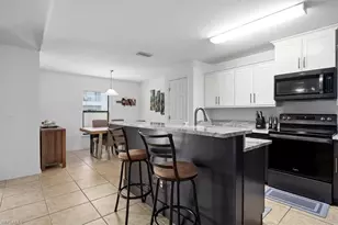 3818 SW 15th Pl, Cape Coral, FL 33914 - Photo 7