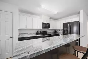 3818 SW 15th Pl, Cape Coral, FL 33914 - Photo 9