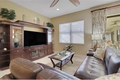 12525 Fairmont Dr, Fort Myers, FL 33913 - Photo 15