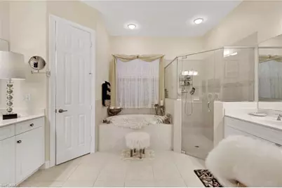 12525 Fairmont Dr, Fort Myers, FL 33913 - Photo 23