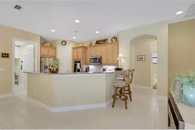 12525 Fairmont Dr, Fort Myers, FL 33913 - Photo 9