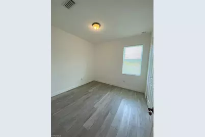 3423 SW 6th Pl, Cape Coral, FL 33914 - Photo 7