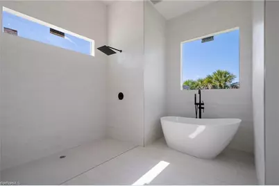 728 Andover Ave S, Lehigh Acres, FL 33974 - Photo 5