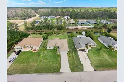 192 Townsend Ct, Lehigh Acres, FL 33972 - Photo 49