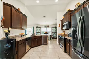 192 Townsend Ct, Lehigh Acres, FL 33972 - Photo 7