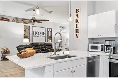 4656 Varsity Cir, Lehigh Acres, FL 33971 - Photo 13