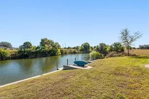 2011 NW 9th Pl, Cape Coral, FL 33993 - Photo 21