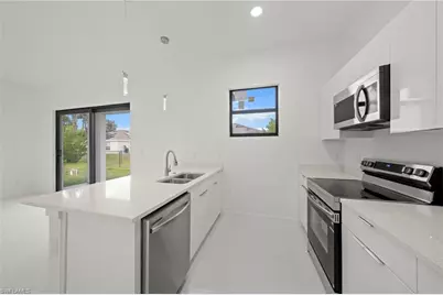 447 Redwing St, Lehigh Acres, FL 33974 - Photo 7