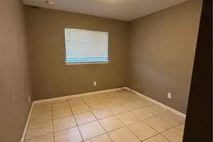 4718 28th St SW, Lehigh Acres, FL 33973 - Photo 7