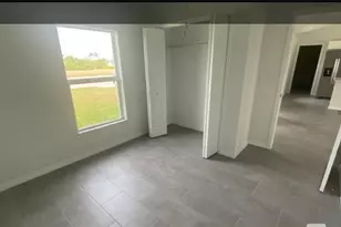 2926 Diplomat Pkwy W, Cape Coral, FL 33993 - Photo 11