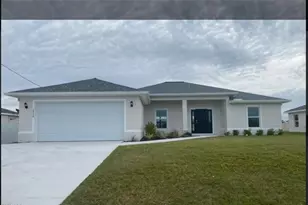 2926 Diplomat Pkwy W, Cape Coral, FL 33993 - Photo 1