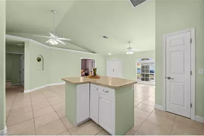 221 NE 14th Ter, Cape Coral, FL 33909 - Photo 5