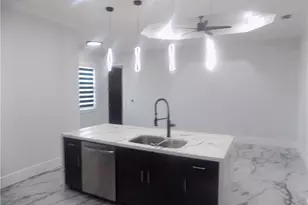 2992 Douglas Ave, Fort Myers, FL 33916 - Photo 13