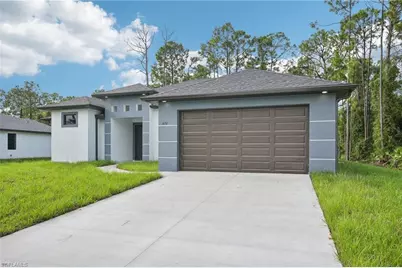 872 Spaulding St E, Lehigh Acres, FL 33974 - Photo 1