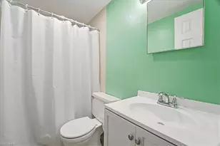 12660 Kenwood Ln, Fort Myers, FL 33907 - Photo 13