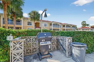 12515 McGregor Blvd, Fort Myers, FL 33919 - Photo 25