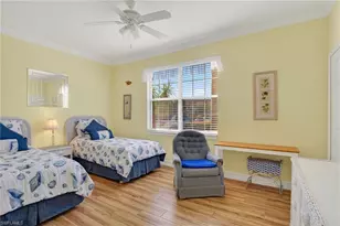 12515 McGregor Blvd, Fort Myers, FL 33919 - Photo 17