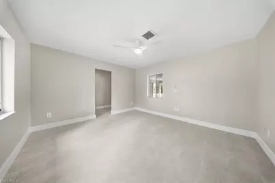 5826 Algiers St, Fort Myers, FL 33919 - Photo 11