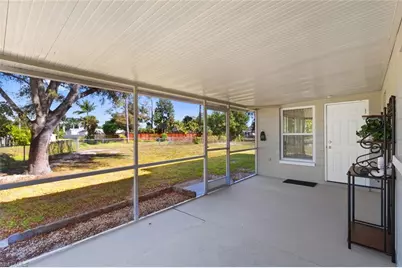 2307 Woodland Blvd, Fort Myers, FL 33907 - Photo 23