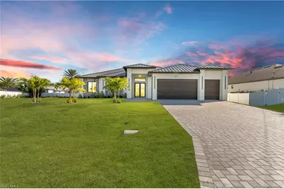 129 SW 33rd Pl, Cape Coral, FL 33991 - Photo 1