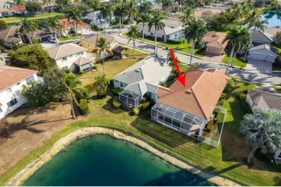 7908 Harmony Lake Ct, Fort Myers, FL 33907 - Photo 7