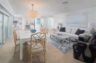 635 Fountainhead Ln, Naples, FL 34103 - Photo 11