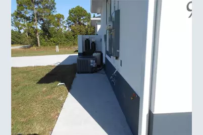 937 Graystone Ave, Lehigh Acres, FL 33974 - Photo 31