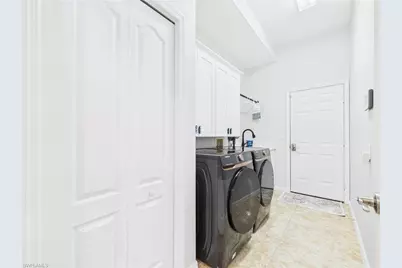 14111 Creek Ct, Fort Myers, FL 33908 - Photo 31