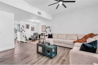 3825 Schoolhouse Rd E #5, Fort Myers, FL 33916 - Photo 7