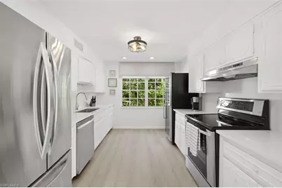 2728 Crayton Rd, Naples, FL 34103 - Photo 11