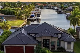 2728 SW 25th St, Cape Coral, FL 33914 - Photo 5