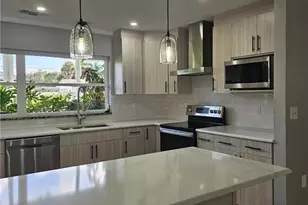 3933 E River Dr, Fort Myers, FL 33916 - Photo 9