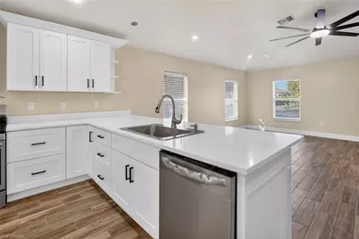 4402 Armeda Ave, Fort Myers, FL 33905 - Photo 9
