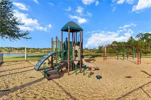 12154 Country Day Cir, Fort Myers, FL 33913 - Photo 43