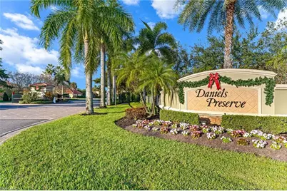 12154 Country Day Cir, Fort Myers, FL 33913 - Photo 41