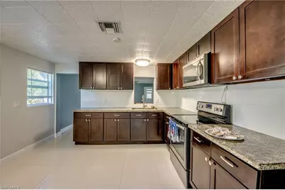 19330 Meredith Rd, North Fort Myers, FL 33917 - Photo 13