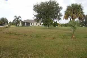 437 Picturesque Ave, Lehigh Acres, FL 33974 - Photo 25